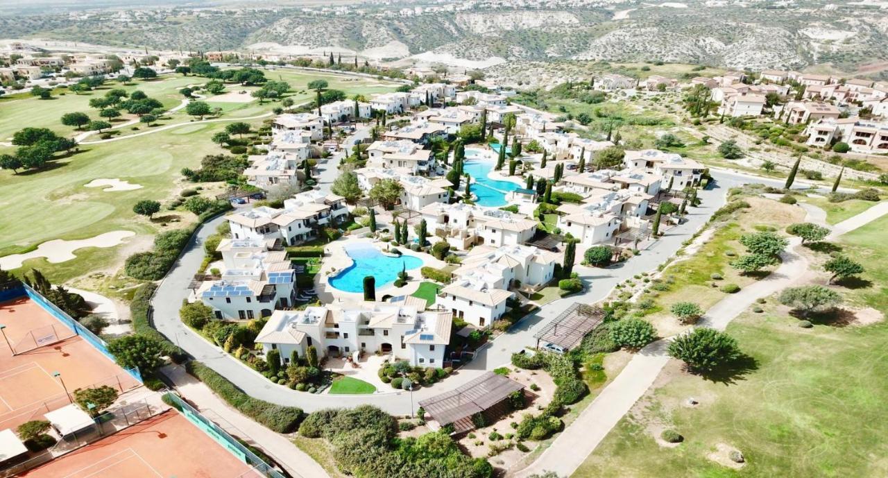 2 Bedroom Apartment Chloe With Communal Pool, Aphrodite Hills Resort Kouklia Exterior photo